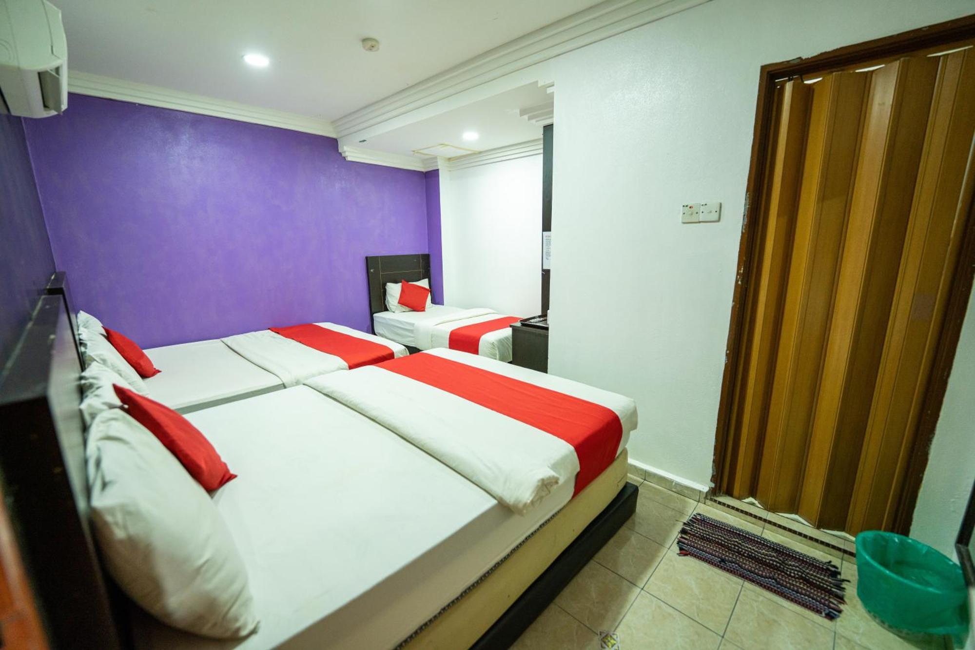 Mrj Hotel Wakaf Che Yeh 2 Кота Бару Екстериор снимка