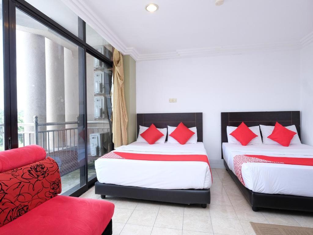 Mrj Hotel Wakaf Che Yeh 2 Кота Бару Екстериор снимка
